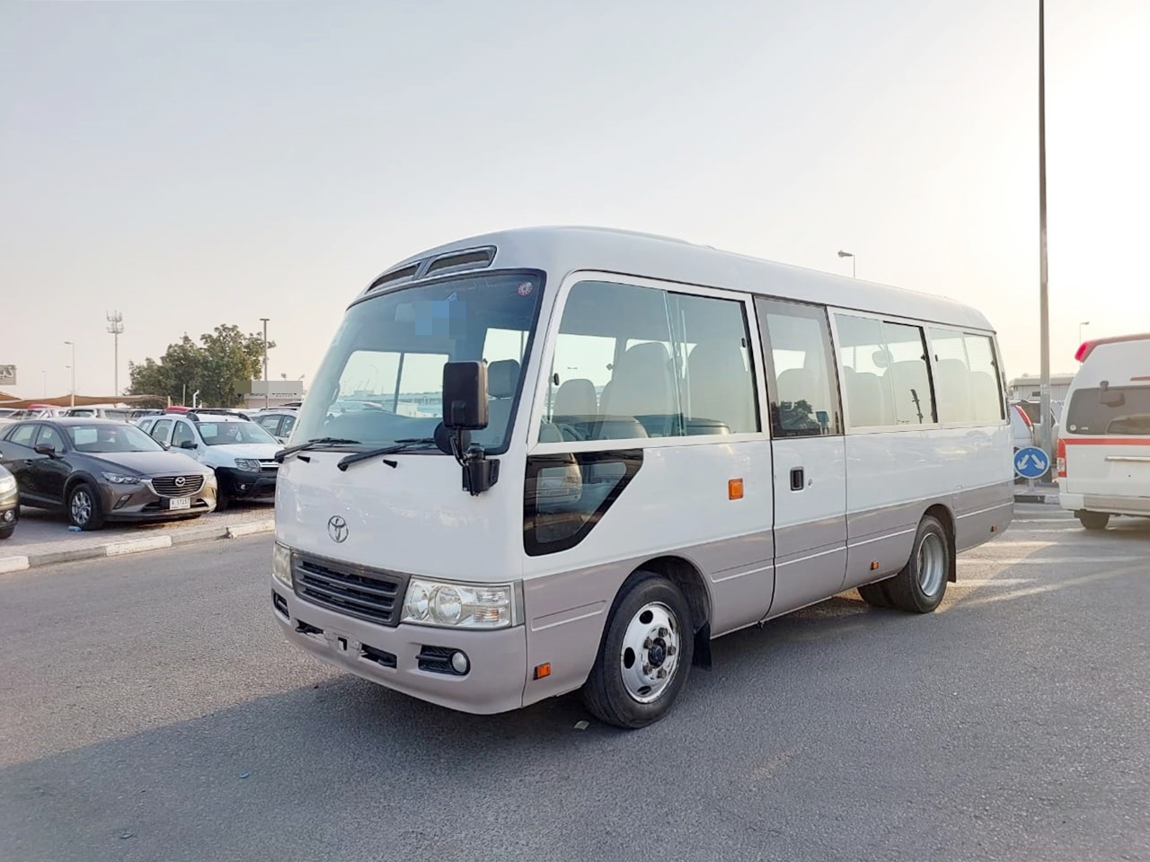 3878 TOYOTA COASTER 2.4 2WD AT OTHER